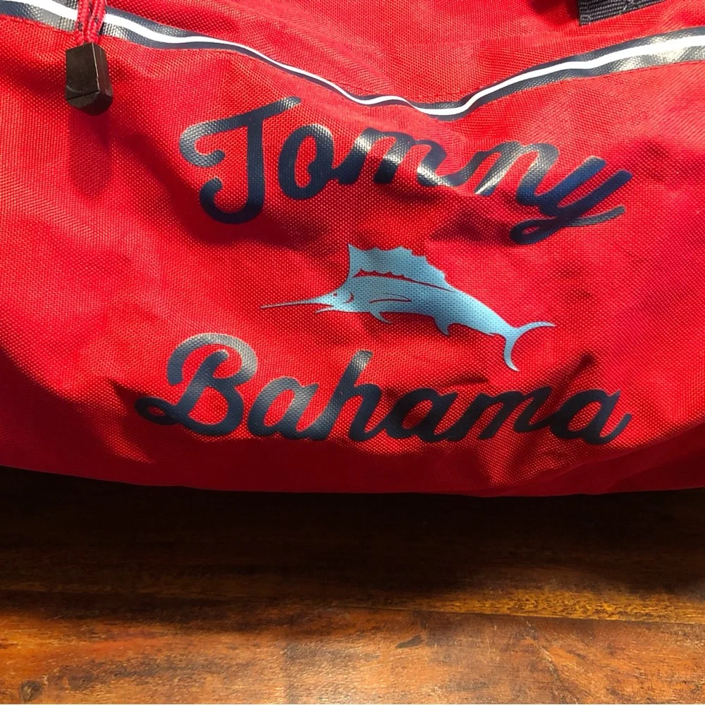 TOMMY BAHAMA BAGS TUMBLER DUFFLE EXPANDS 20.5 X 11.5 X 11.5 Luggage PLEASE READ